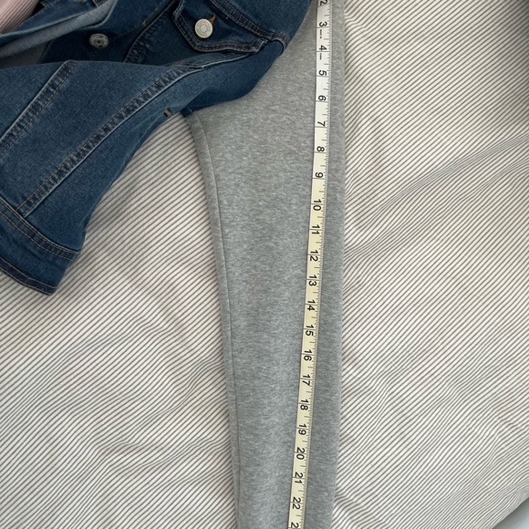 Denim jacket/hoody ladies size small. Never worn. - Picture 7 of 8